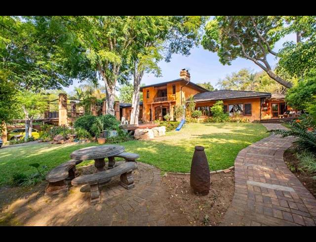 5 BEDROOM HOUSE FOR SALE IN WATERKLOOF